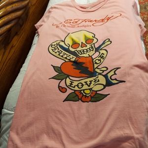 Ed Hardy t-shirt size large in excellent condition